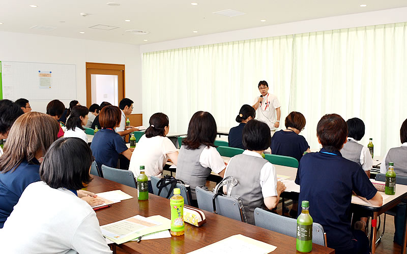 重度認知症デイケアのスタッフ